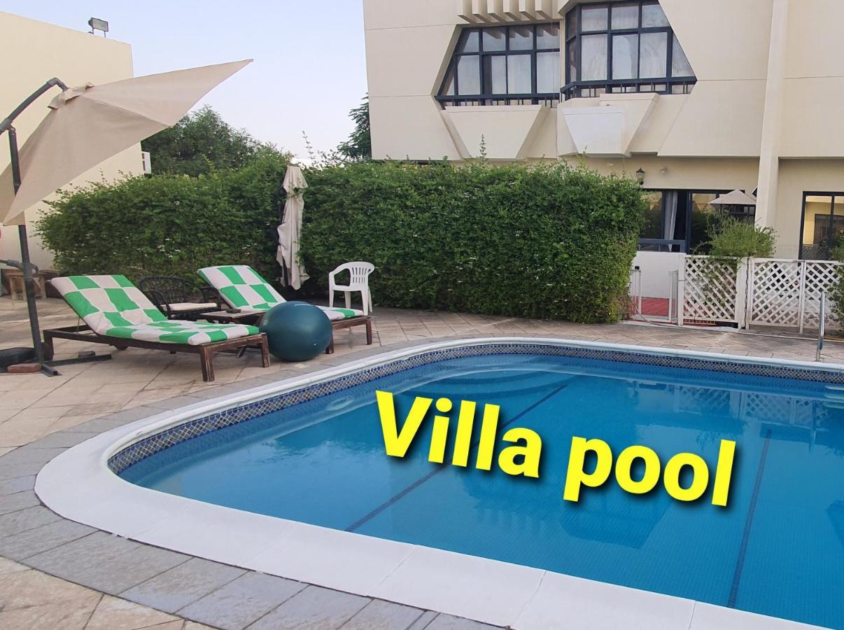 Jumeirah Beach Villa Дубай Екстериор снимка