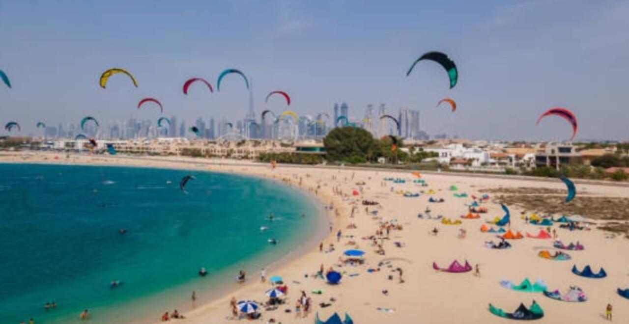 Jumeirah Beach Villa Дубай Екстериор снимка